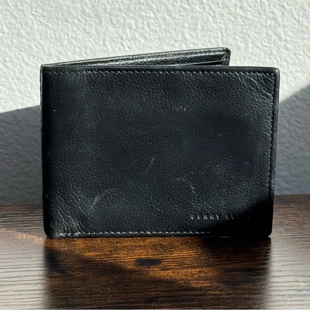 Perry Ellis Genuine Leather Bifold Wallet Black RFID Card Holder Men’s